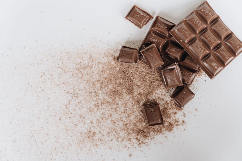 Lindt 70% cocoa dark chocolate bar